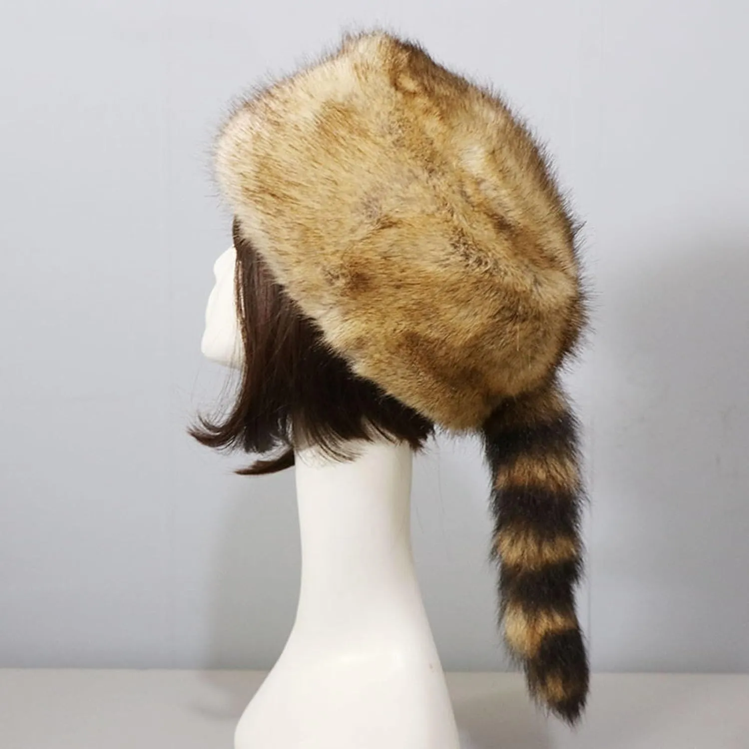 Cossack Style Faux Fur Raccoon Tail Coonskin Cap, Round Flat Top Boone Hat Raccoon Tail Hats for Winter