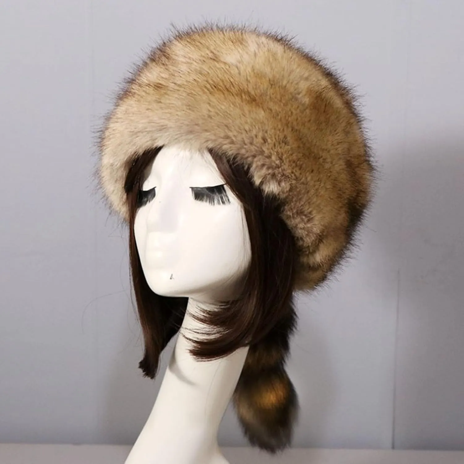 Cossack Style Faux Fur Raccoon Tail Coonskin Cap, Round Flat Top Boone Hat Raccoon Tail Hats for Winter