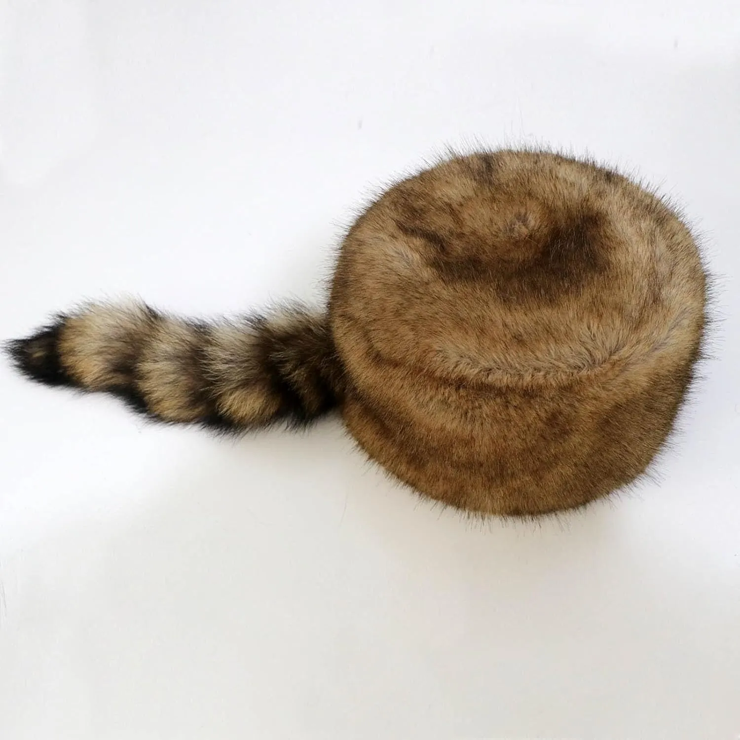 Cossack Style Faux Fur Raccoon Tail Coonskin Cap, Round Flat Top Boone Hat Raccoon Tail Hats for Winter